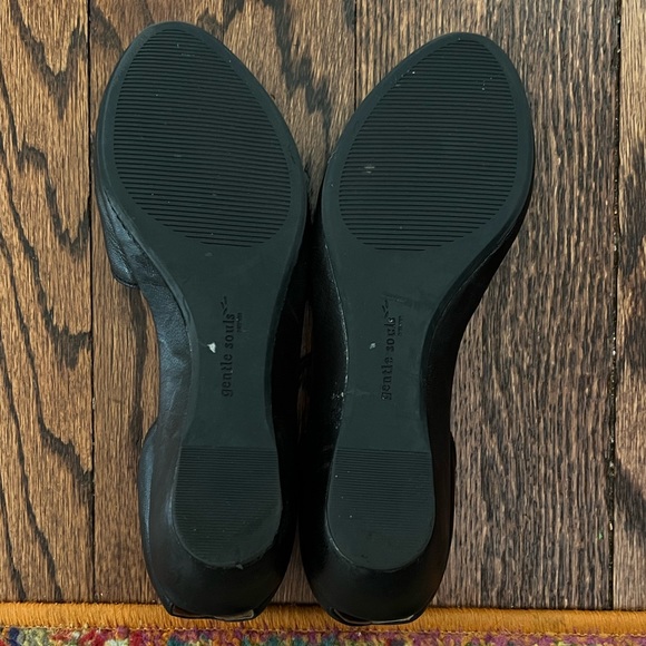 GENTLE SOULS Kenneth Cole, LILY MOON Black Leather Ankle Strap peep toe - Picture 3 of 4